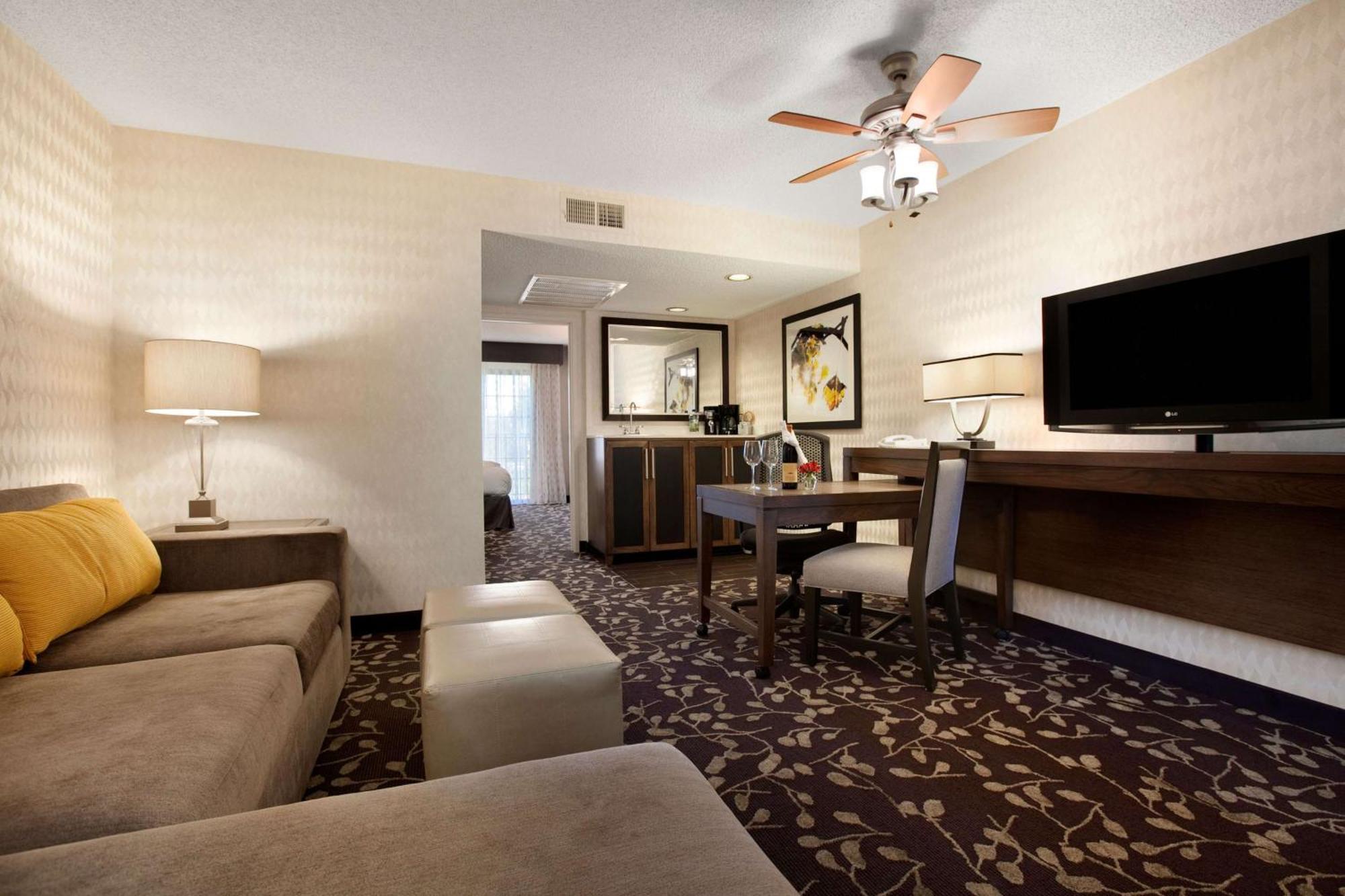 Embassy Suites By Hilton Napa Valley Exteriér fotografie